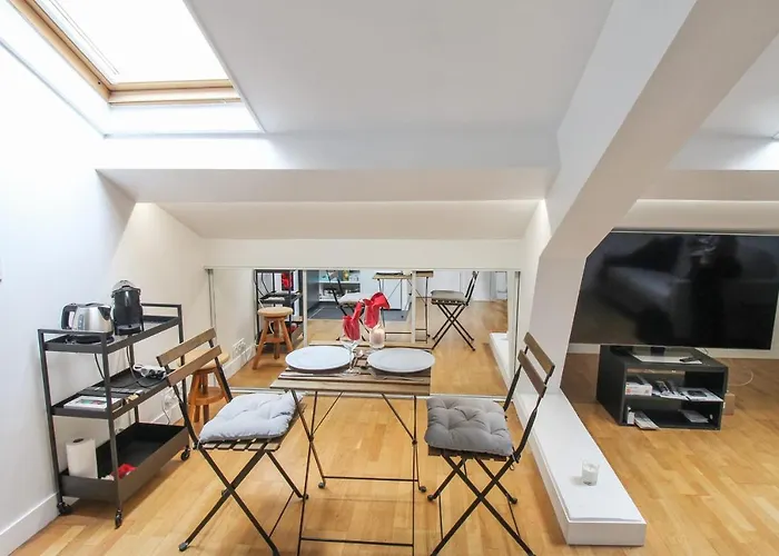 Des Carrosses - Welkeys Apartament *