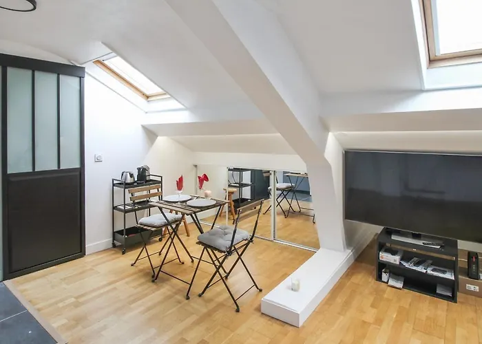 Des Carrosses - Welkeys Apartament *