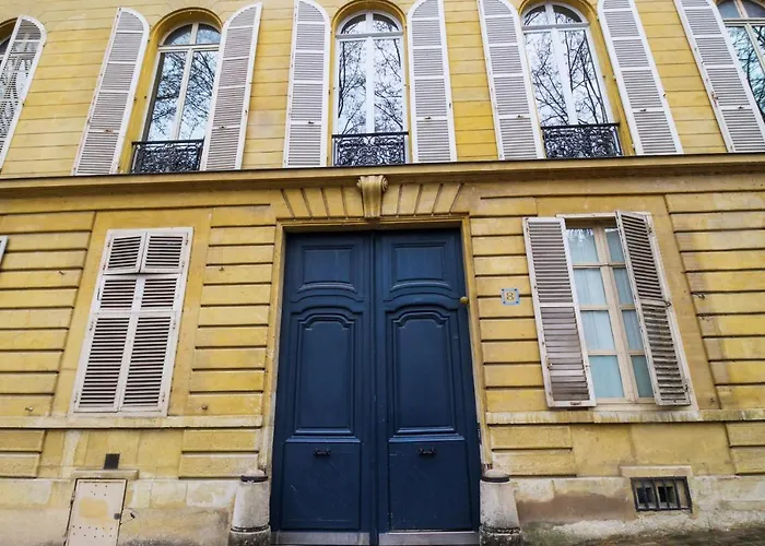 Des Carrosses - Welkeys Apartament *